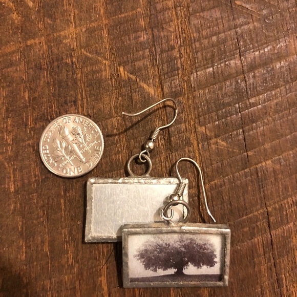 Peaceful Tree Earrings - Picture 2 of 2